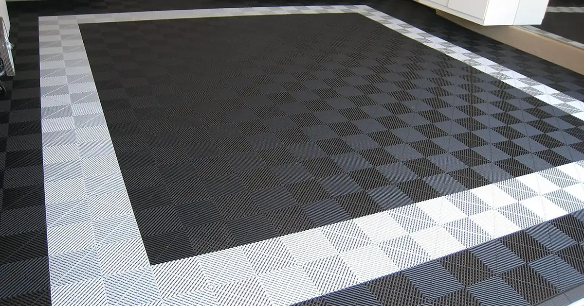 Suelo modular para garaje negro